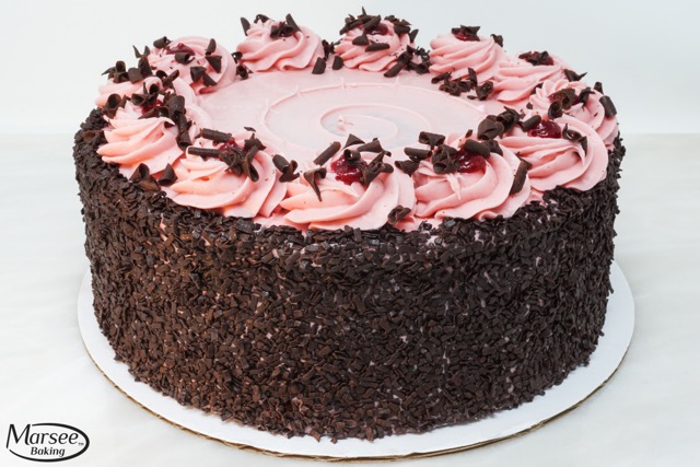 31945 922 Chocolate Raspberry Cake WM Medium